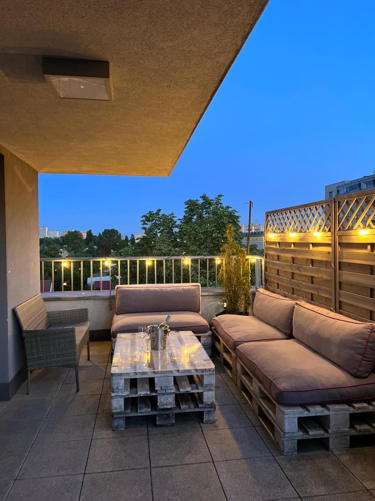 Apartament Ksiecia Janusza Warszawa Exteriör bild